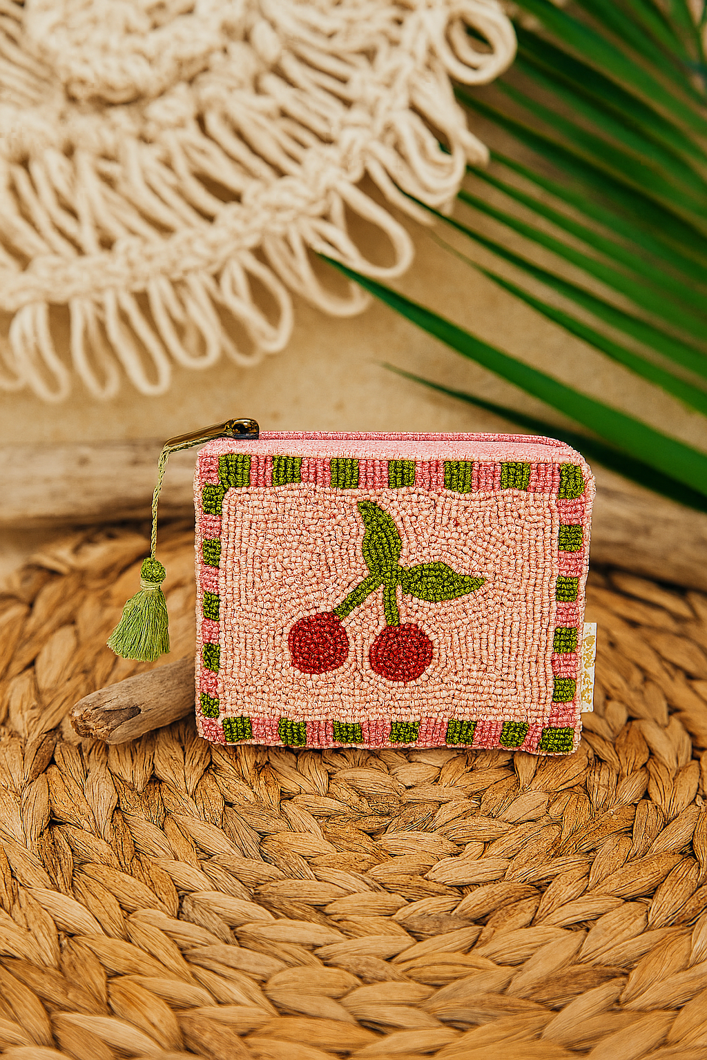 Clutch Lilu – Verspielte Beaded Bag mit Kirschen