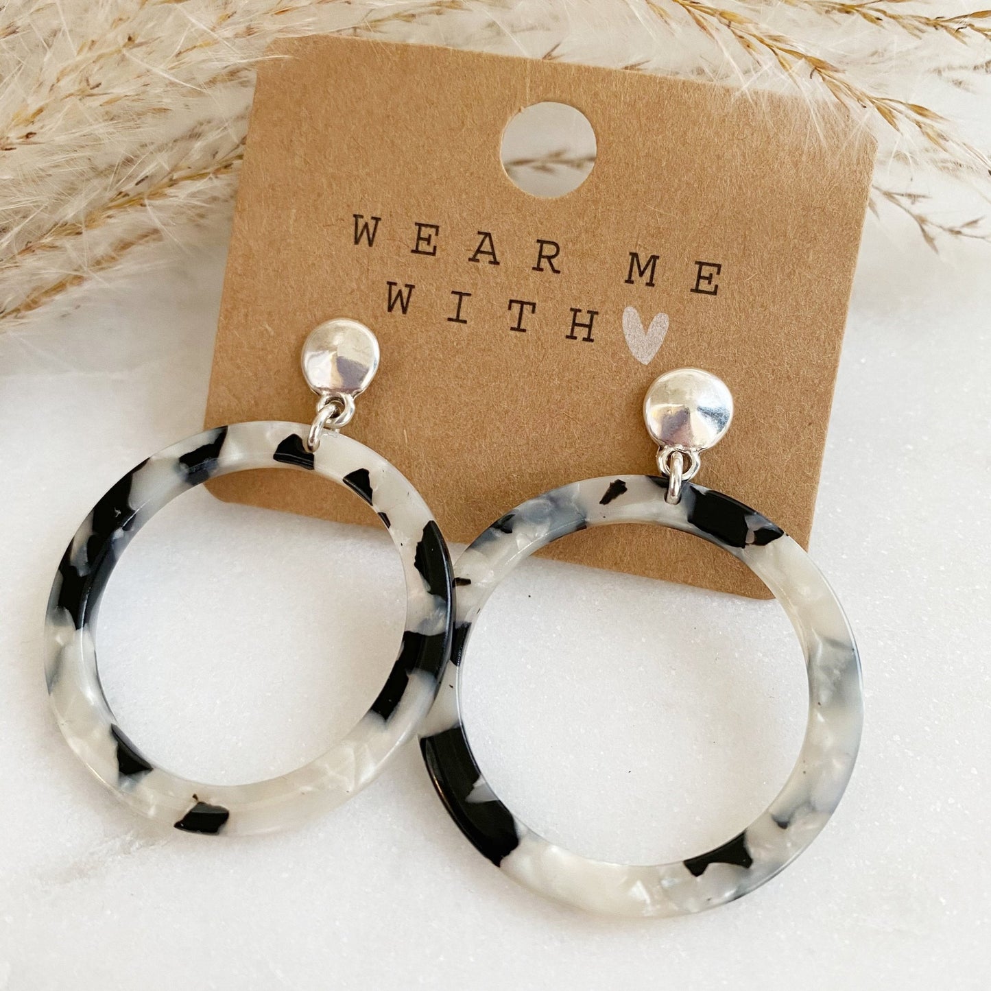 Handgemachte Leo - Resin Ohrringe mit Leopardenmuster - super leicht! - Feenmanufaktur