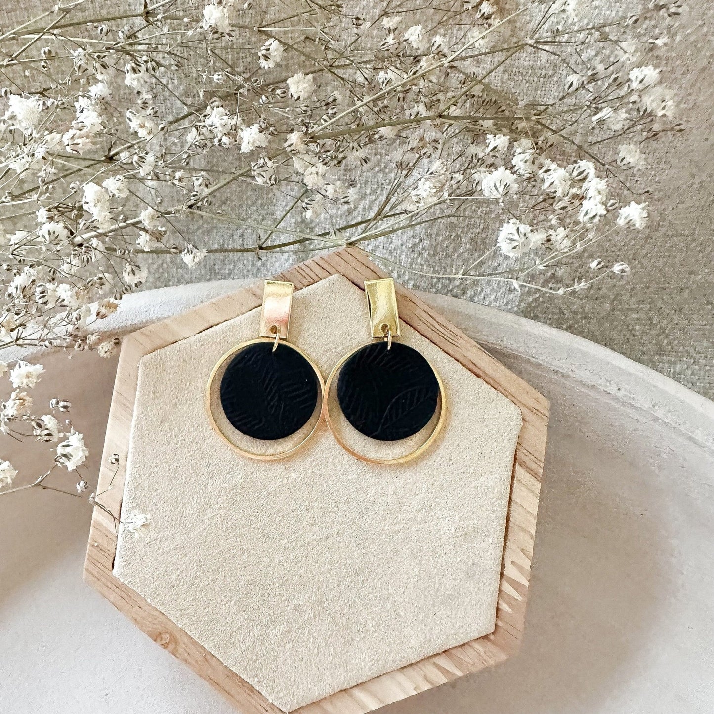 Polymer Clay Ohrringe "Becci" schwarz gold - Feenmanufaktur