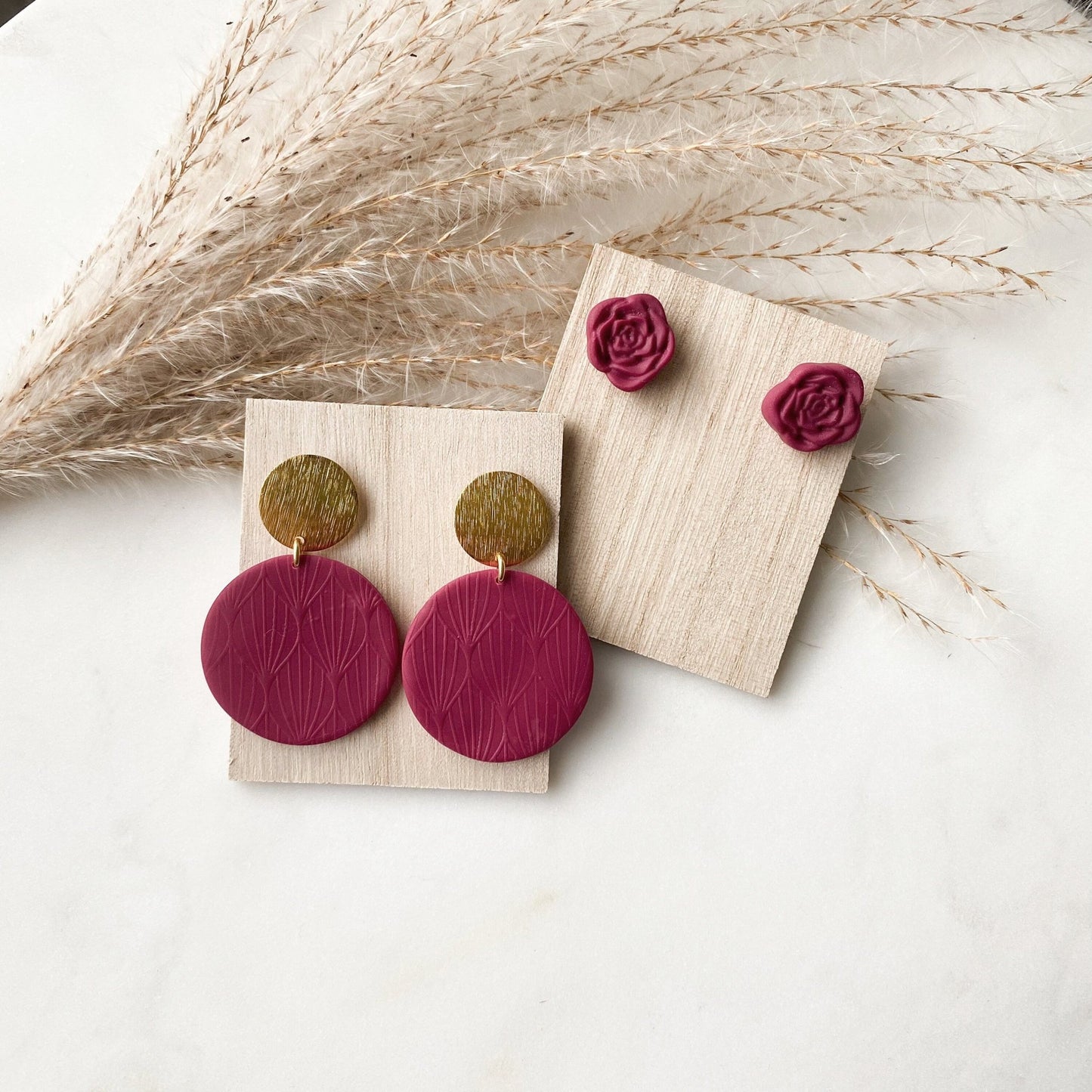 Polymer Clay Rosen Ohrstecker "Stella" bordeaux pink - Feenmanufaktur