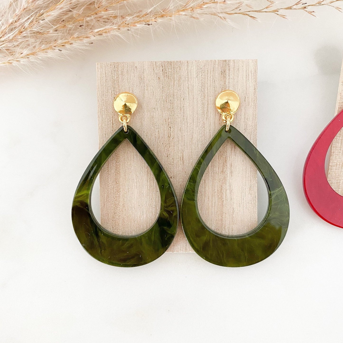 Resin Ohrringe "Anna" rot oder grün - Stecker gold, silber & rosegold - Feenmanufaktur