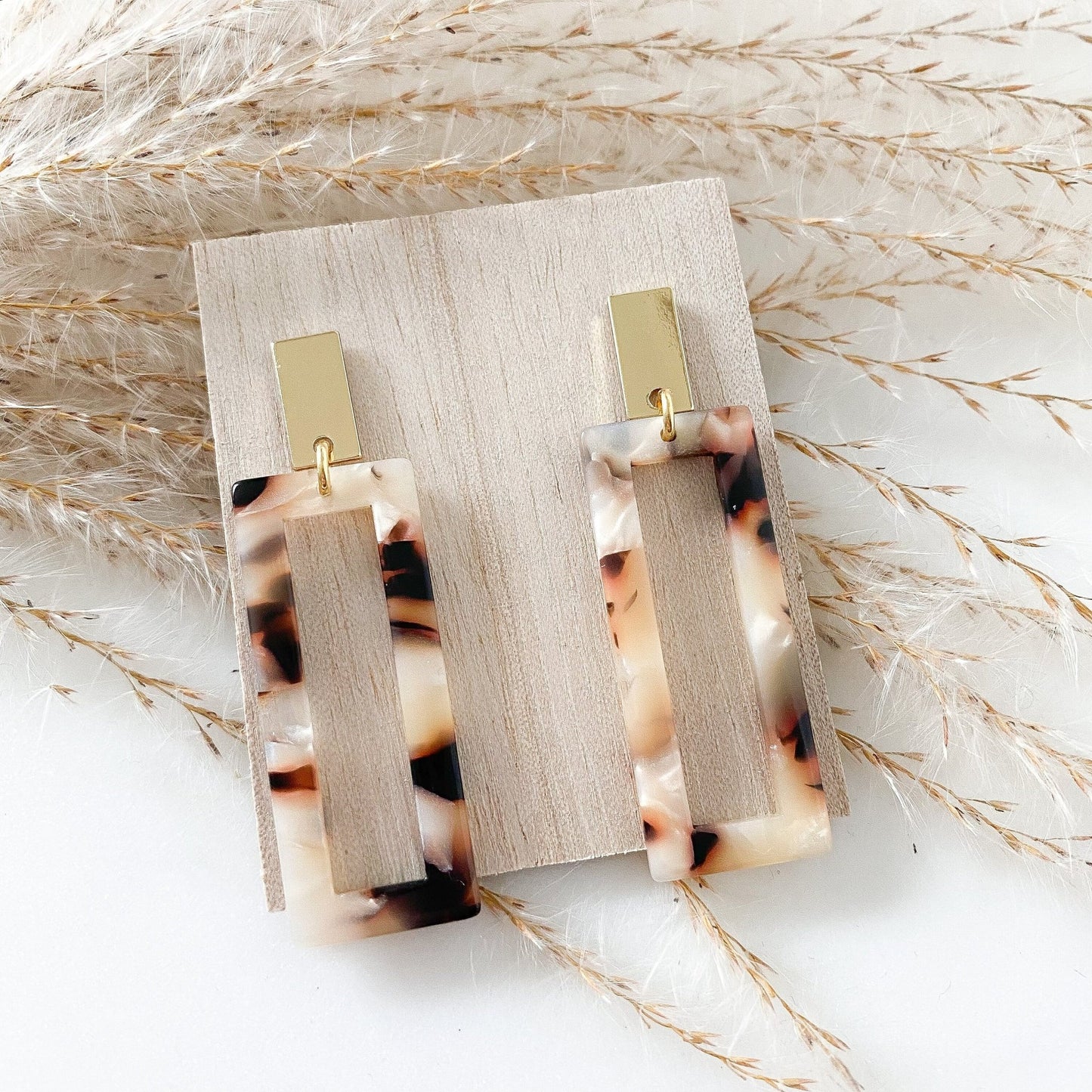 Resin Ohrringe "Charlie" gold & silber beige - Feenmanufaktur