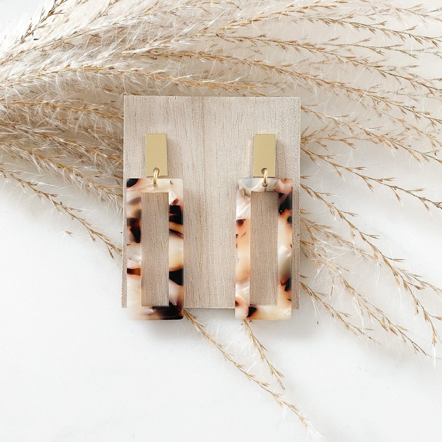 Resin Ohrringe "Charlie" gold & silber beige - Feenmanufaktur