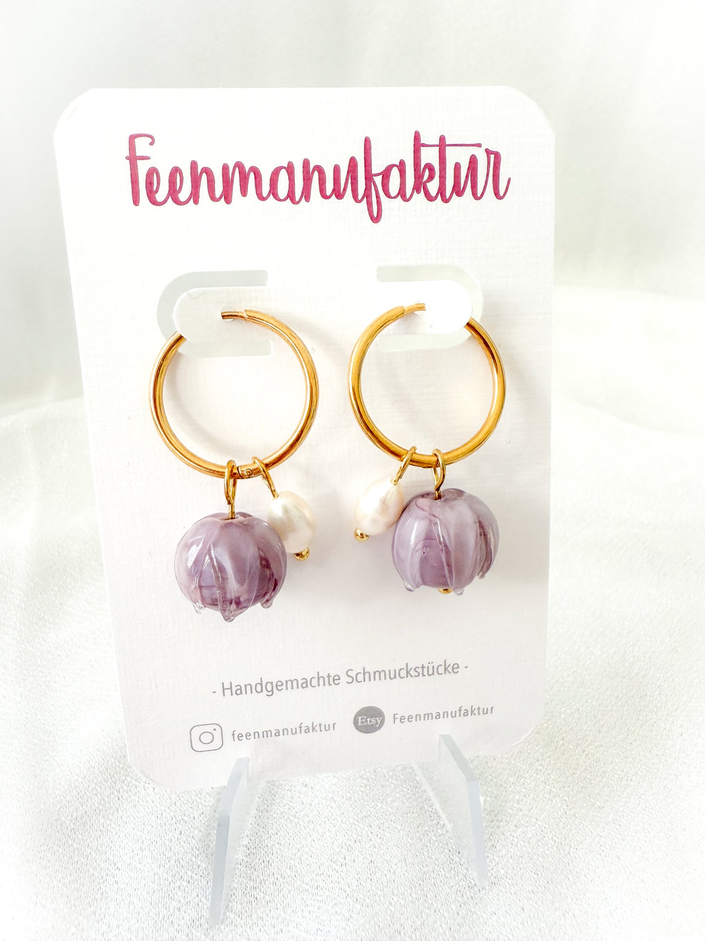 Lila Knospen-Creolen „Amara“ mit Süßwasserperle