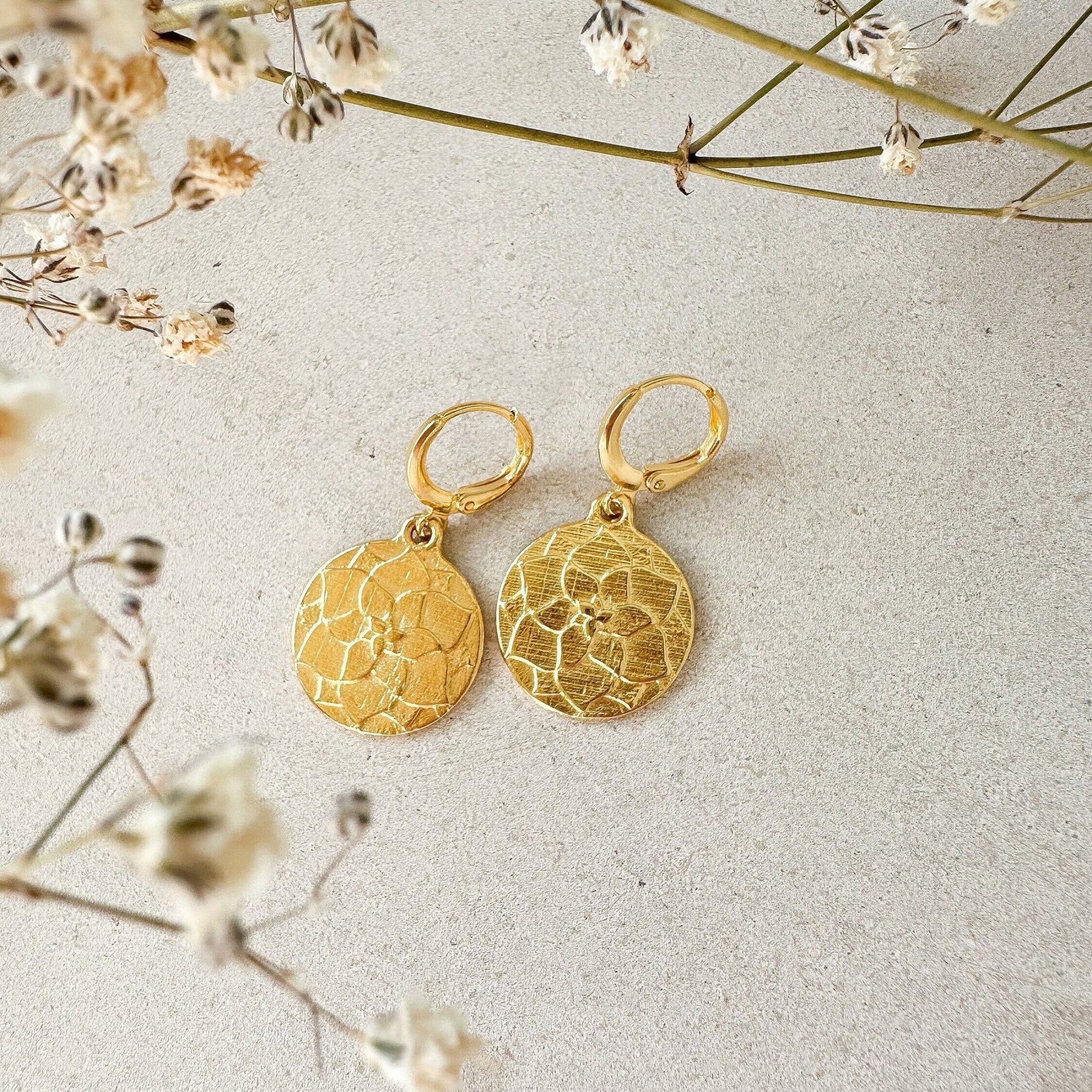 Boho Ohrringe "Lotusblüte" in gold oder silber - Feenmanufaktur