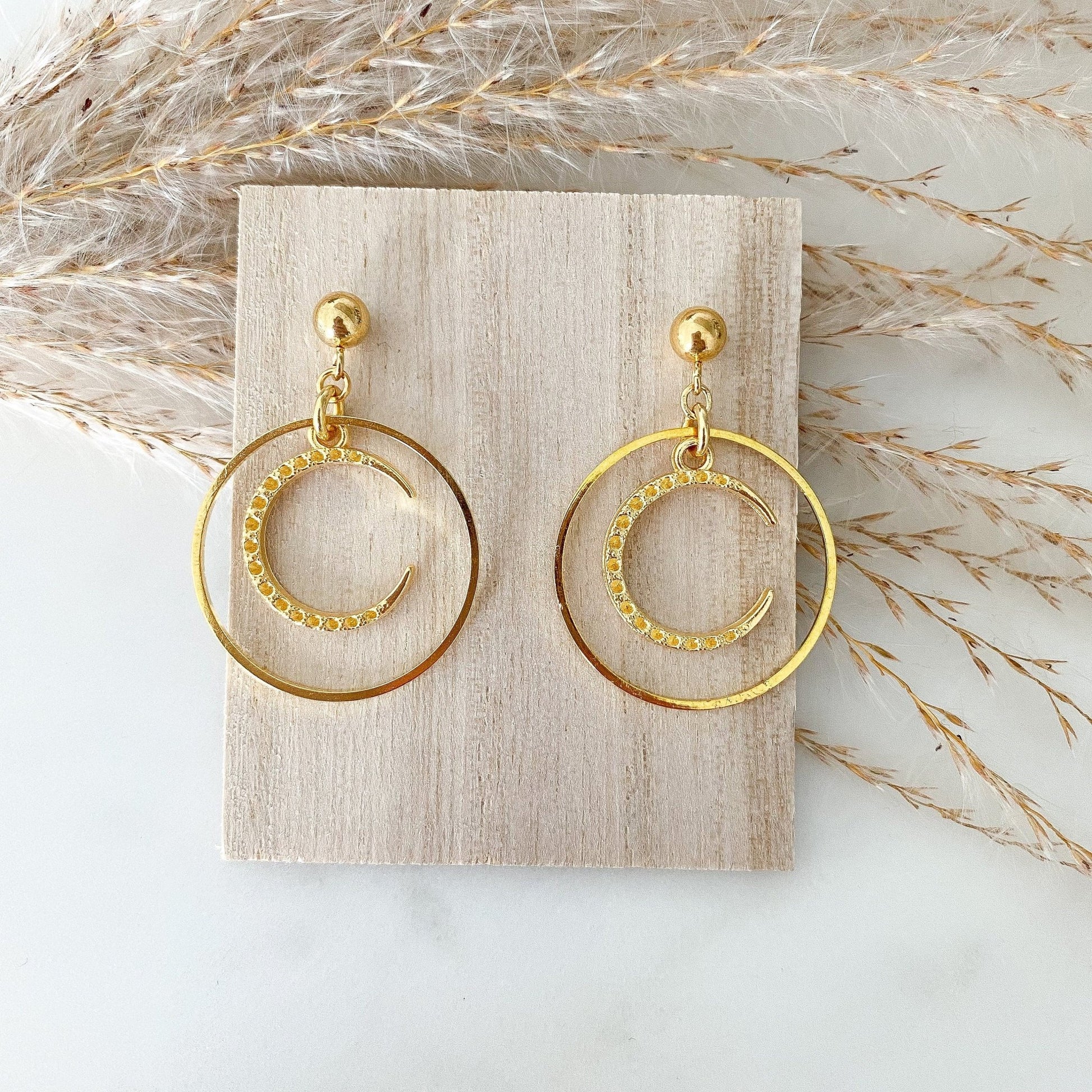 Boho Ohrringe "Mond" in gold - minimalistisch - Feenmanufaktur