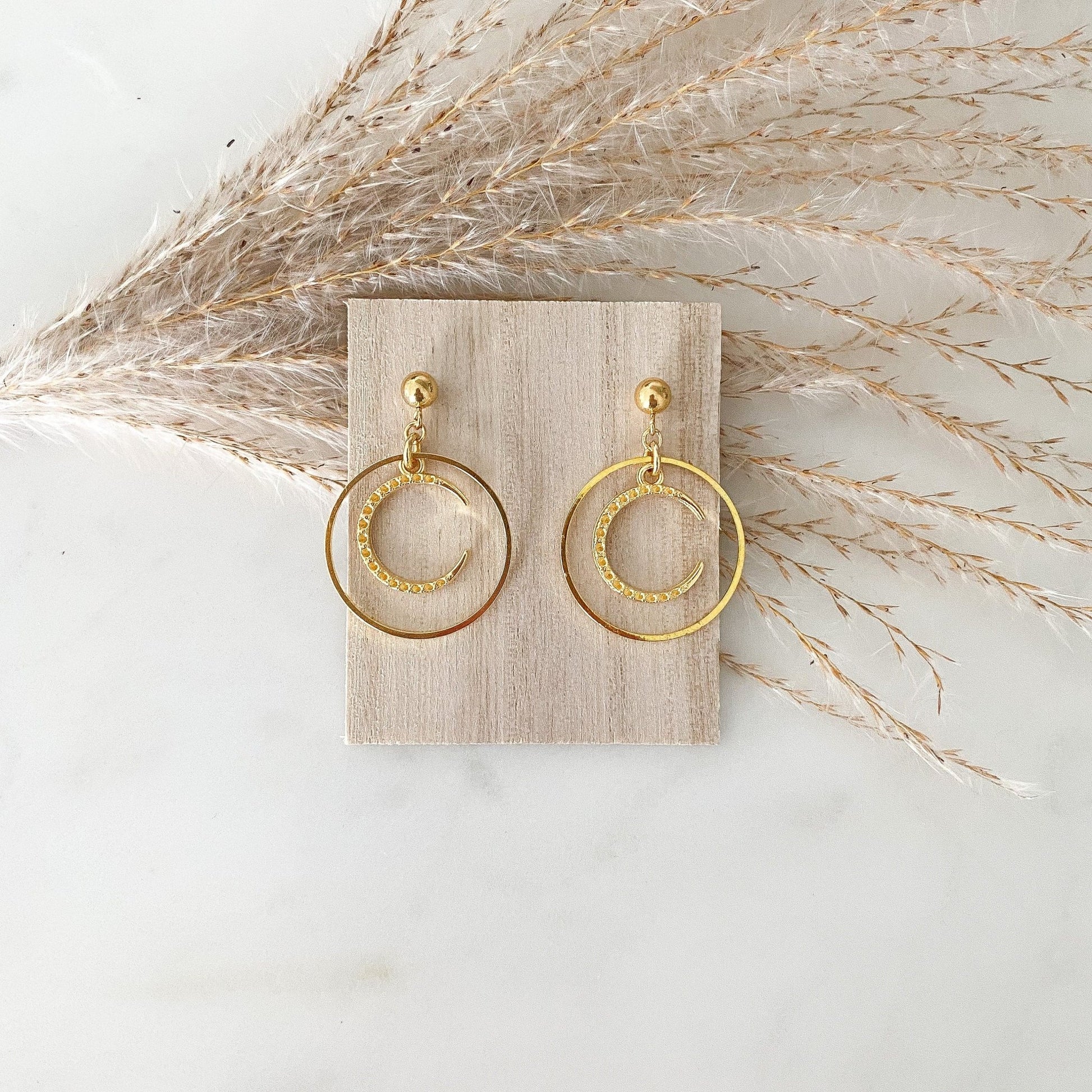Boho Ohrringe "Mond" in gold - minimalistisch - Feenmanufaktur