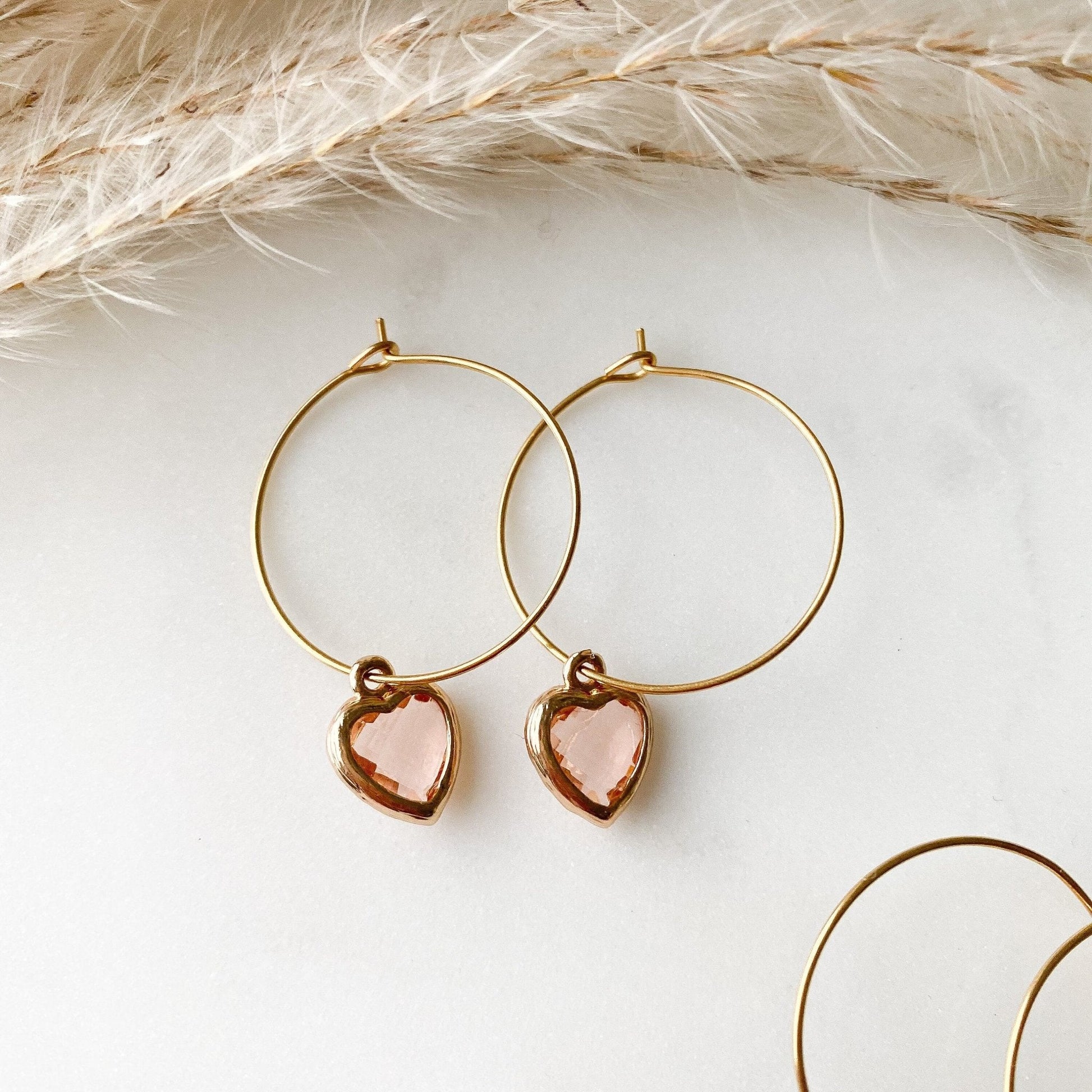 Creolen "Funkelnde Liebe" gold mit Herz - Feenmanufaktur