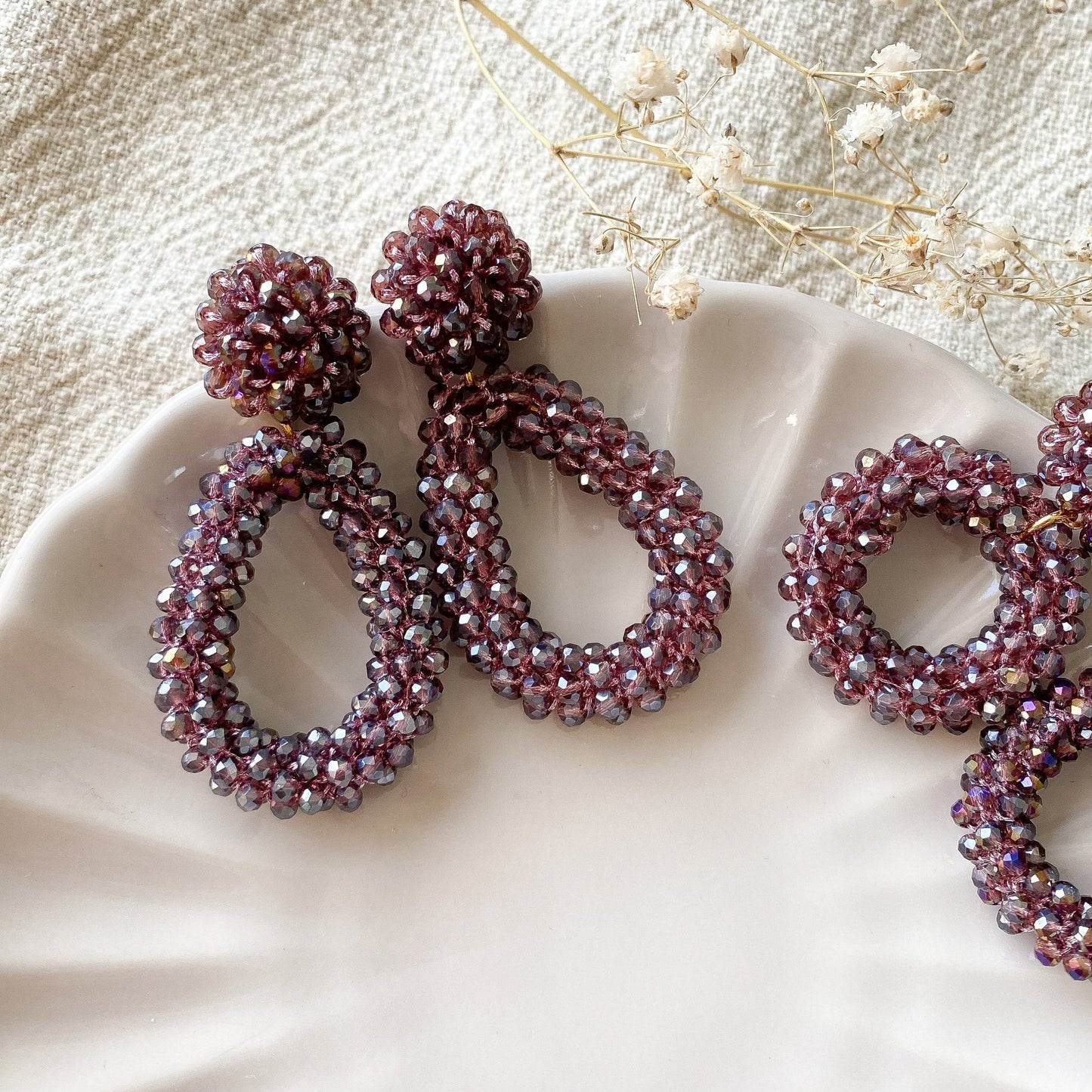 Elegante Glitzer Ohrringe "Florence" Lila Statement Ohrringe Facettperlen - Feenmanufaktur