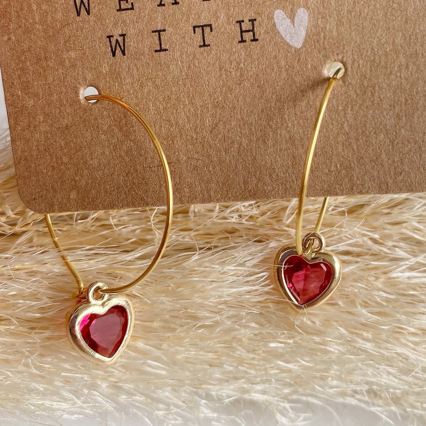 Funkelnde Liebe <3 edle Creolen in gold mit Herz *handgefertigte Ohrhänger* Herzen Blogger Style Herzchen Ohrringe Schmuck - Feenmanufaktur