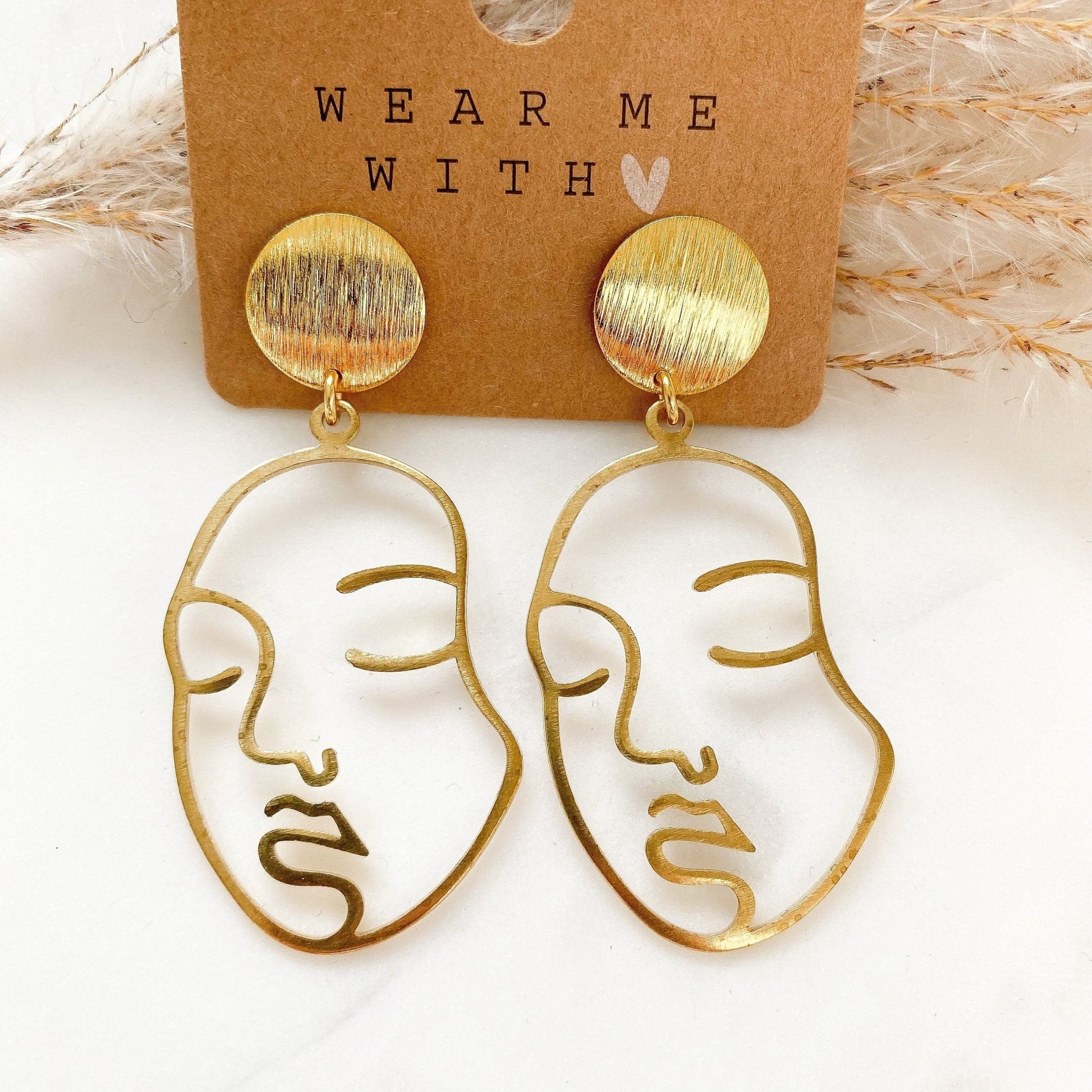 Goldene Boho Ohrringe mit Gesicht - Feenmanufaktur