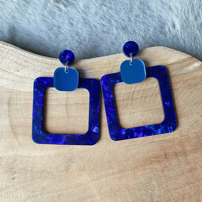 Große Statement Ohrringe "Nele" in blau Metallic Resin - Feenmanufaktur