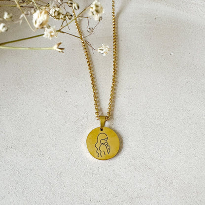 Halskette "Mama" in gold zum Muttertag