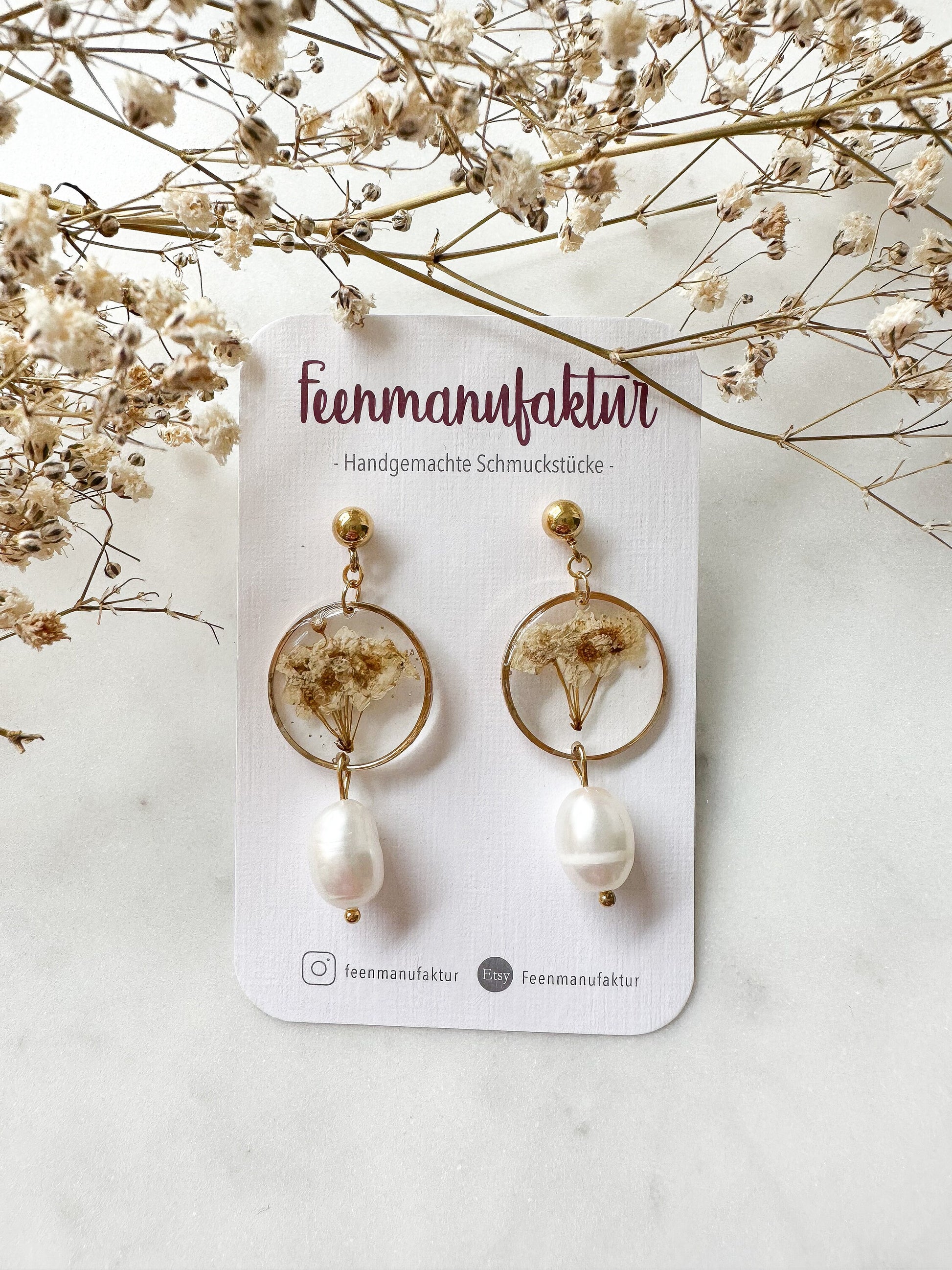Trockenblumen Ohrringe mit echter Süßwasserperle "Schleierkraut"