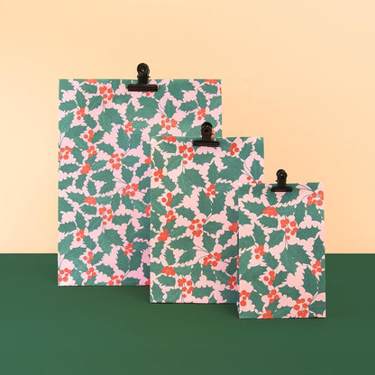 Geschentüte Blockbodenbeutel Tasche aus Papier 12 x 7 x 19 cm mit Weihnachtsmotiv Beere