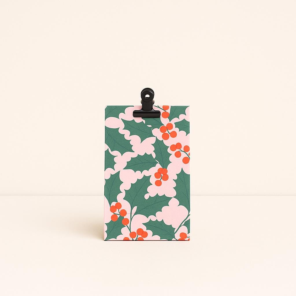 Geschentüte Blockbodenbeutel Tasche aus Papier 12 x 7 x 19 cm mit Weihnachtsmotiv Beere