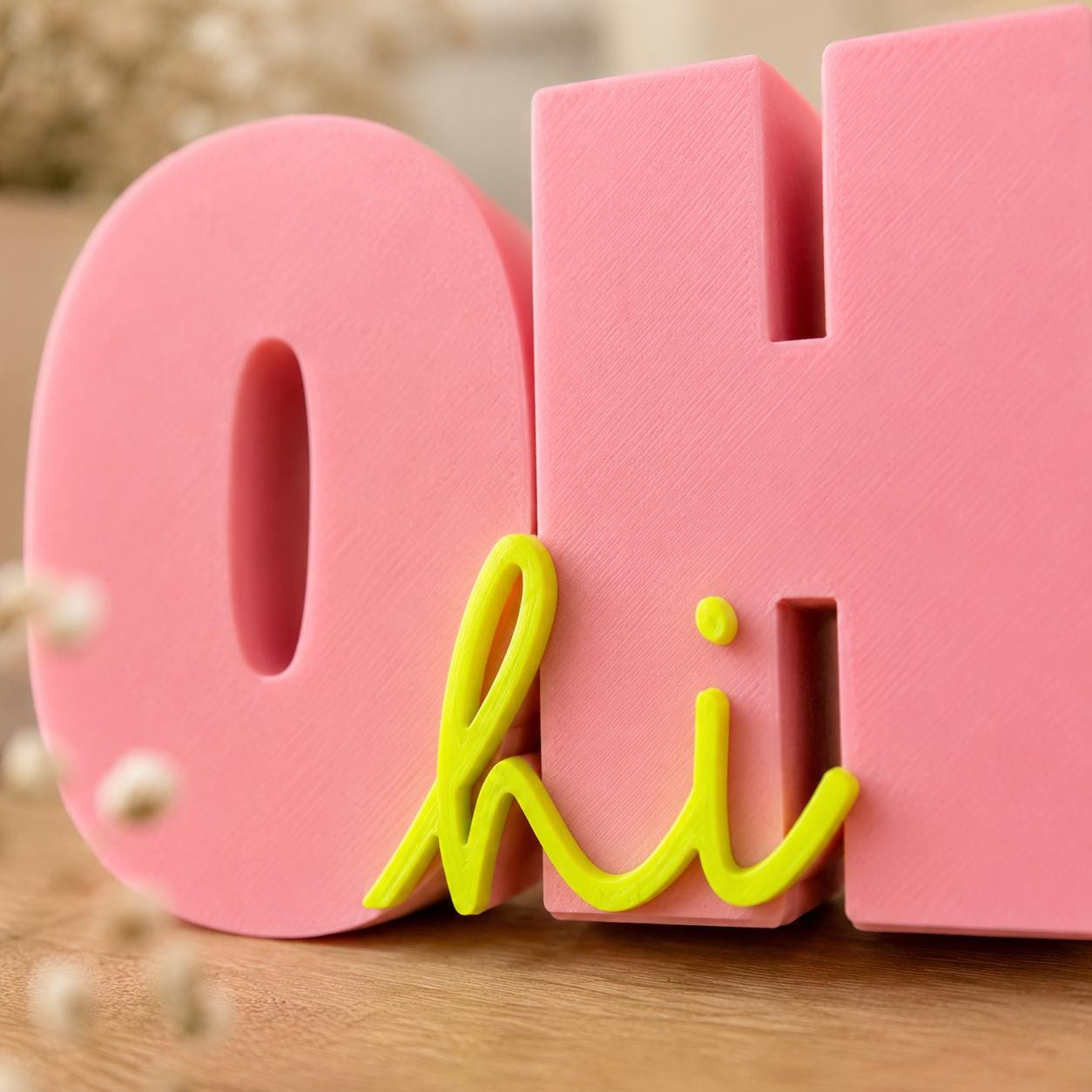 OH hi Schriftzug 3D Druck – moderne Deko Typografie für Wohnzimmer, Büro, Flur, bunter Blickfang und kreative Geschenkidee zum Einzug