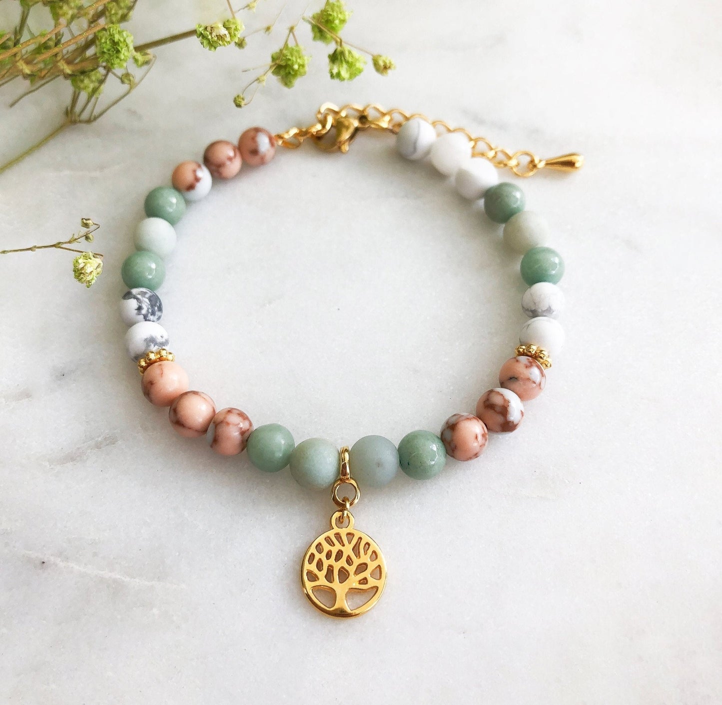 Lebensbaum Edelstein Armband mit Jade Perlen in gold grün - Feenmanufaktur