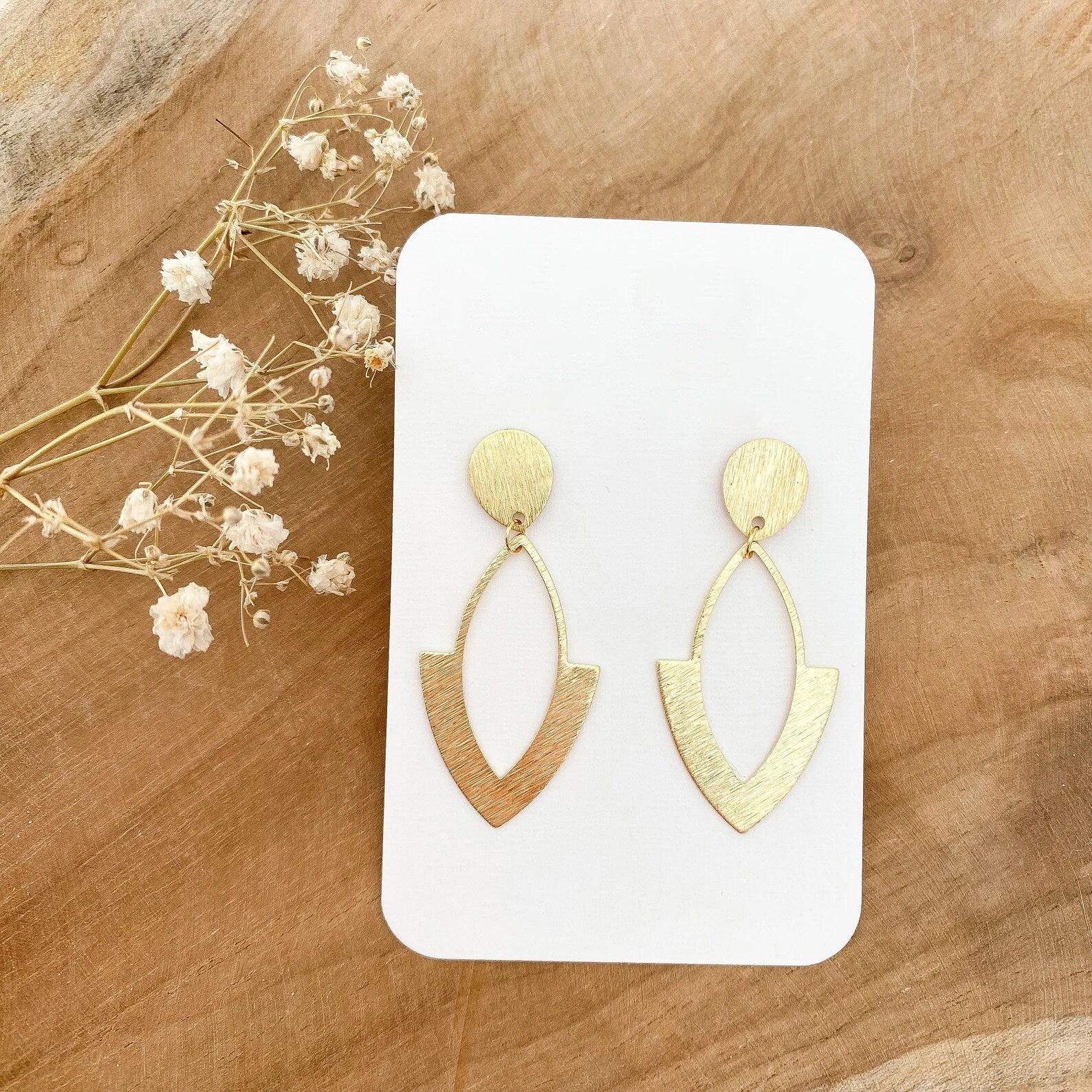 Minimalistisch moderne Ohrhänger in gold - Feenmanufaktur