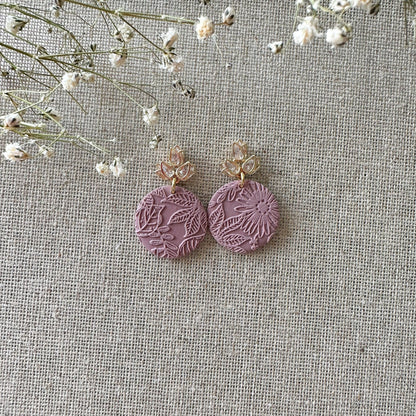 Polymer Clay Ohrringe "Lotus" in Perlmutt - Stecker 24k vergoldet - Feenmanufaktur