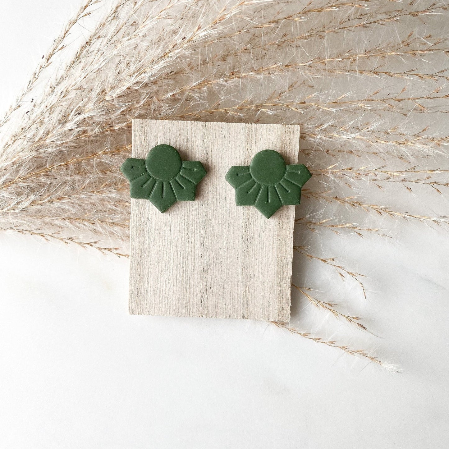 Polymer Clay Ohrstecker "Flora" grün - Feenmanufaktur