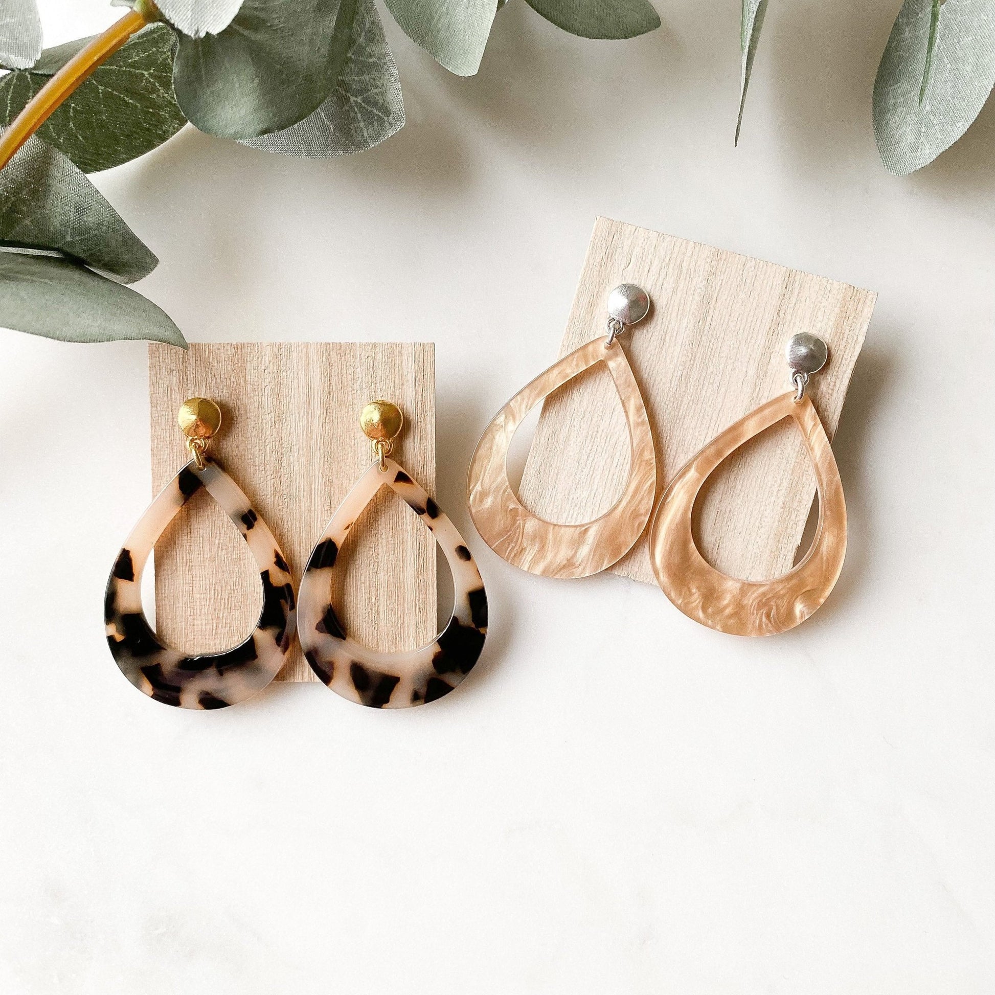 Resin Ohrringe "Anna" beige oder Leomuster - Feenmanufaktur