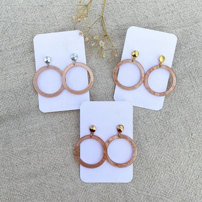 Runde Resin Harz Ohrringe in light rosé rosa - Feenmanufaktur